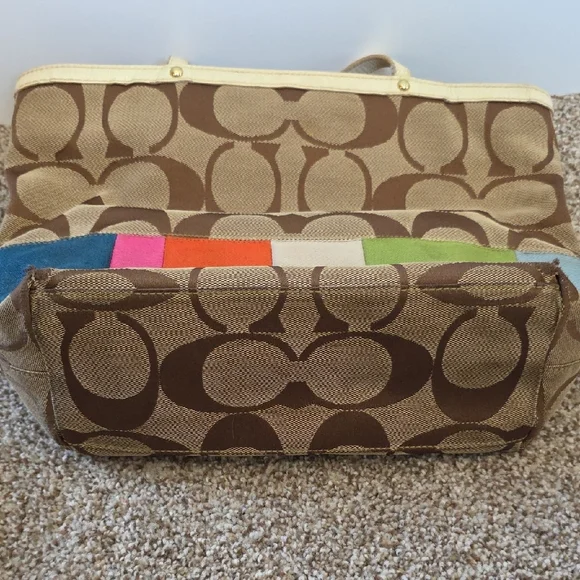 Coach Signature Brown Shoulder Bag with Multicolor Stripes - Vintage Y2K - Picture 5 of 8
